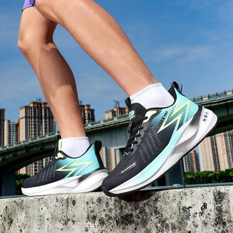 Men's Lightweight Breathable Sneakers – Side Profile View